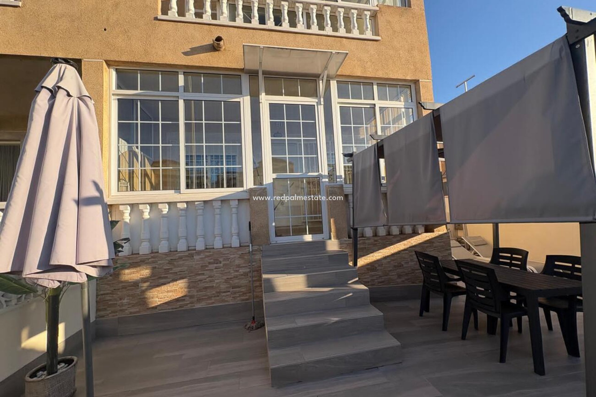 Återförsäljning - Lägenhet -
Torrevieja - aqua nuevas