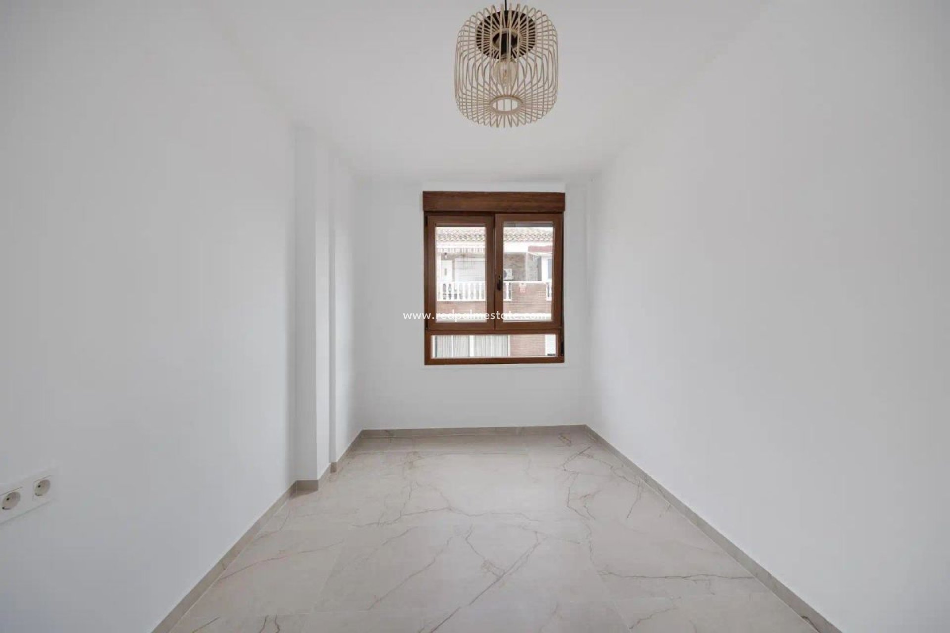 Återförsäljning - Lägenhet -
Torrevieja C