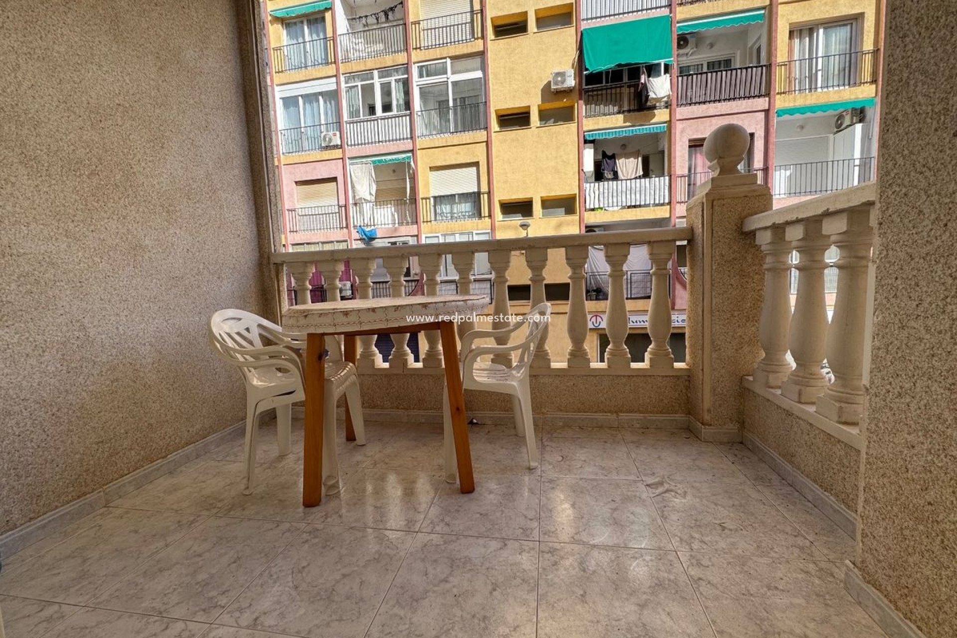 Återförsäljning - Lägenhet -
Torrevieja C