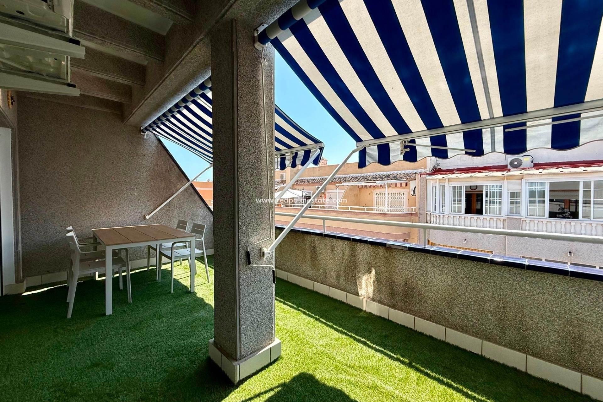 Återförsäljning - Lägenhet -
Torrevieja - Centro Torrevieja