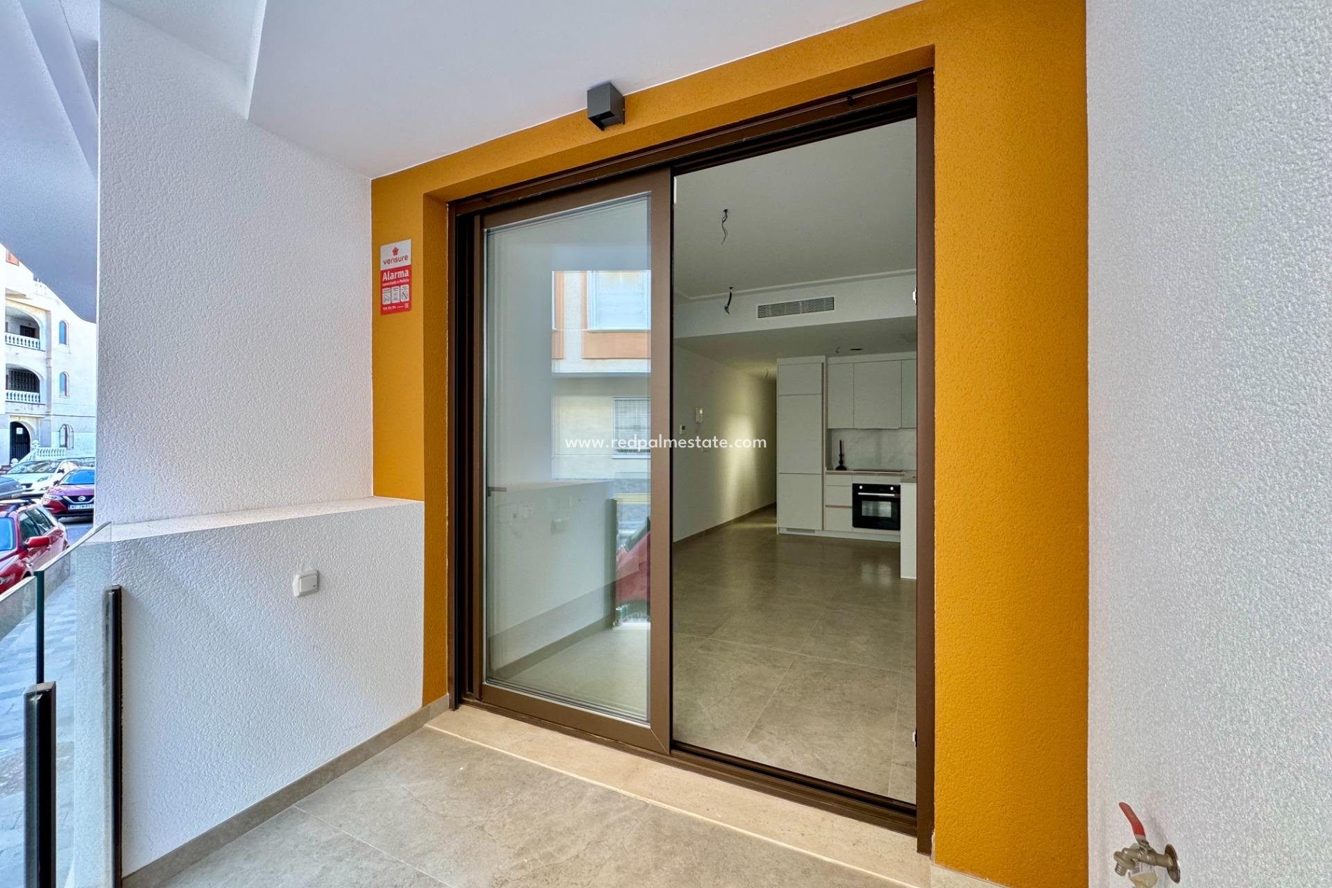 Återförsäljning - Lägenhet -
Torrevieja - Centro Torrevieja