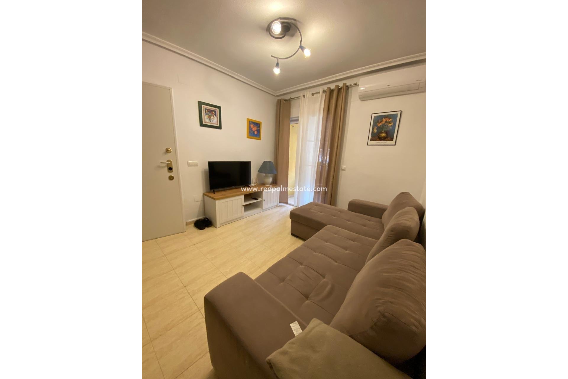 Återförsäljning - Lägenhet -
Torrevieja - Centro Torrevieja