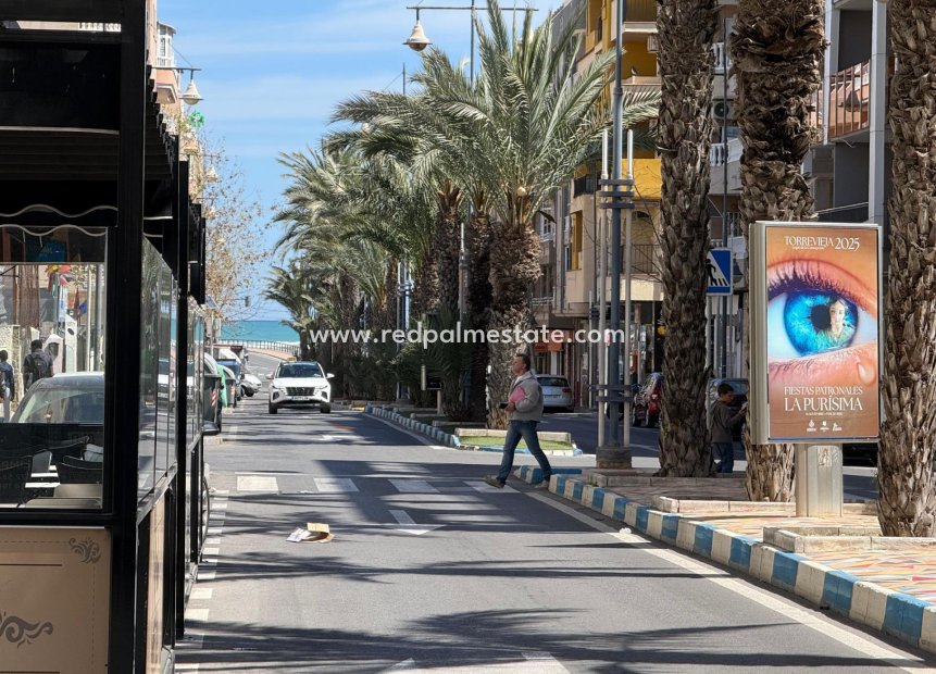 Återförsäljning - Lägenhet -
Torrevieja - Centro Torrevieja