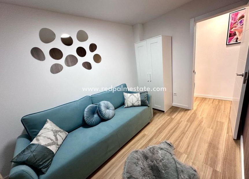 Återförsäljning - Lägenhet -
Torrevieja - Centro Torrevieja