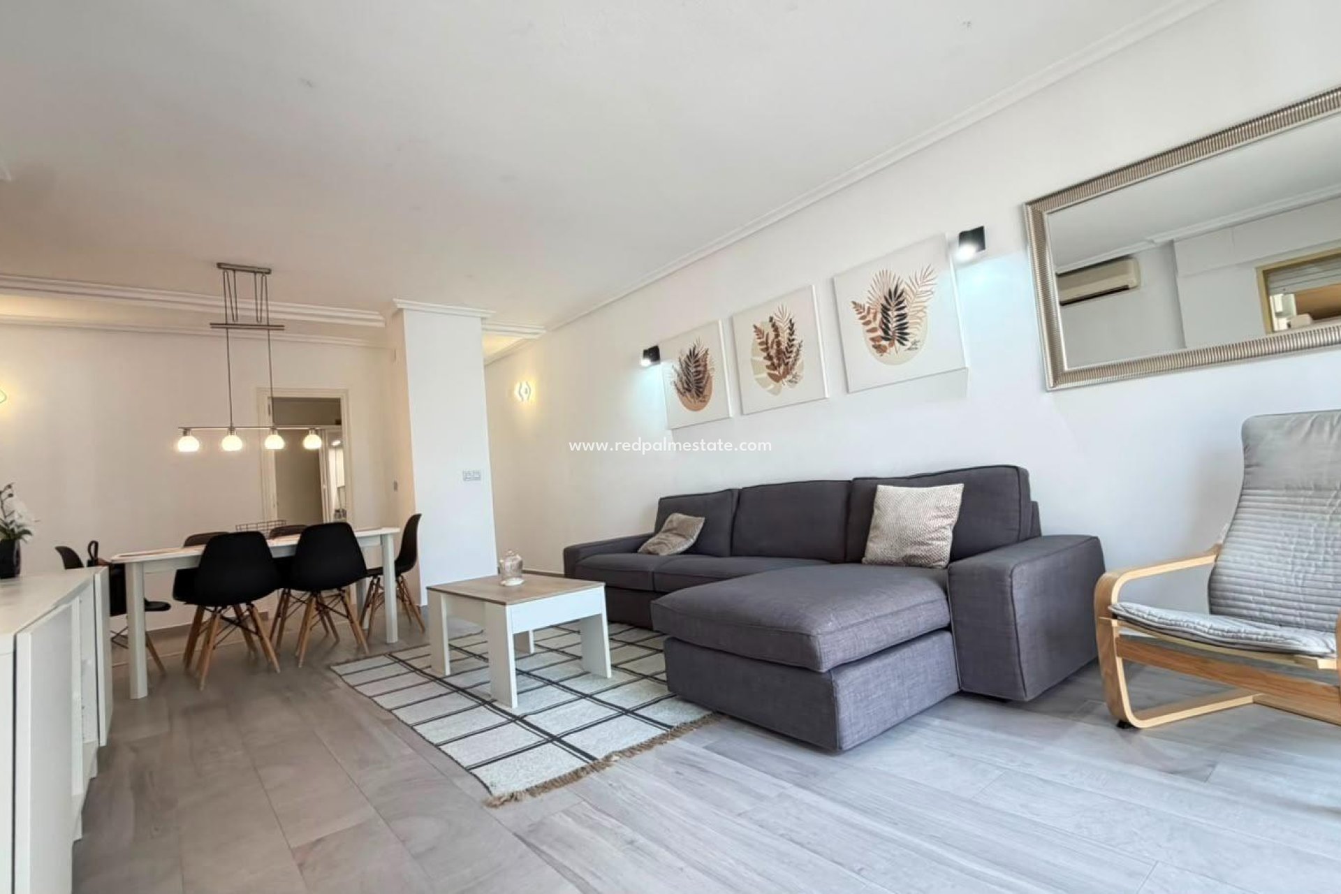 Återförsäljning - Lägenhet -
Torrevieja - Centro Torrevieja