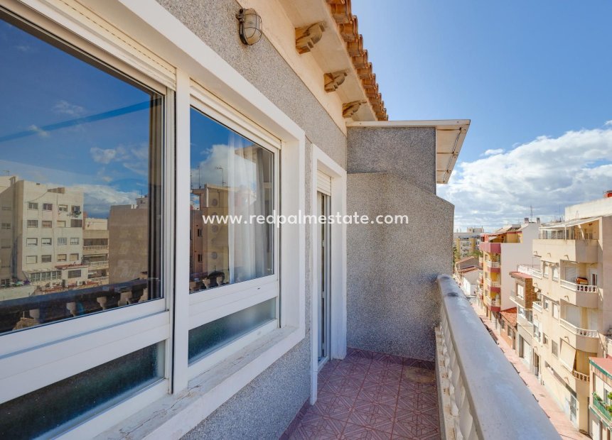 Återförsäljning - Lägenhet -
Torrevieja - Centro Torrevieja
