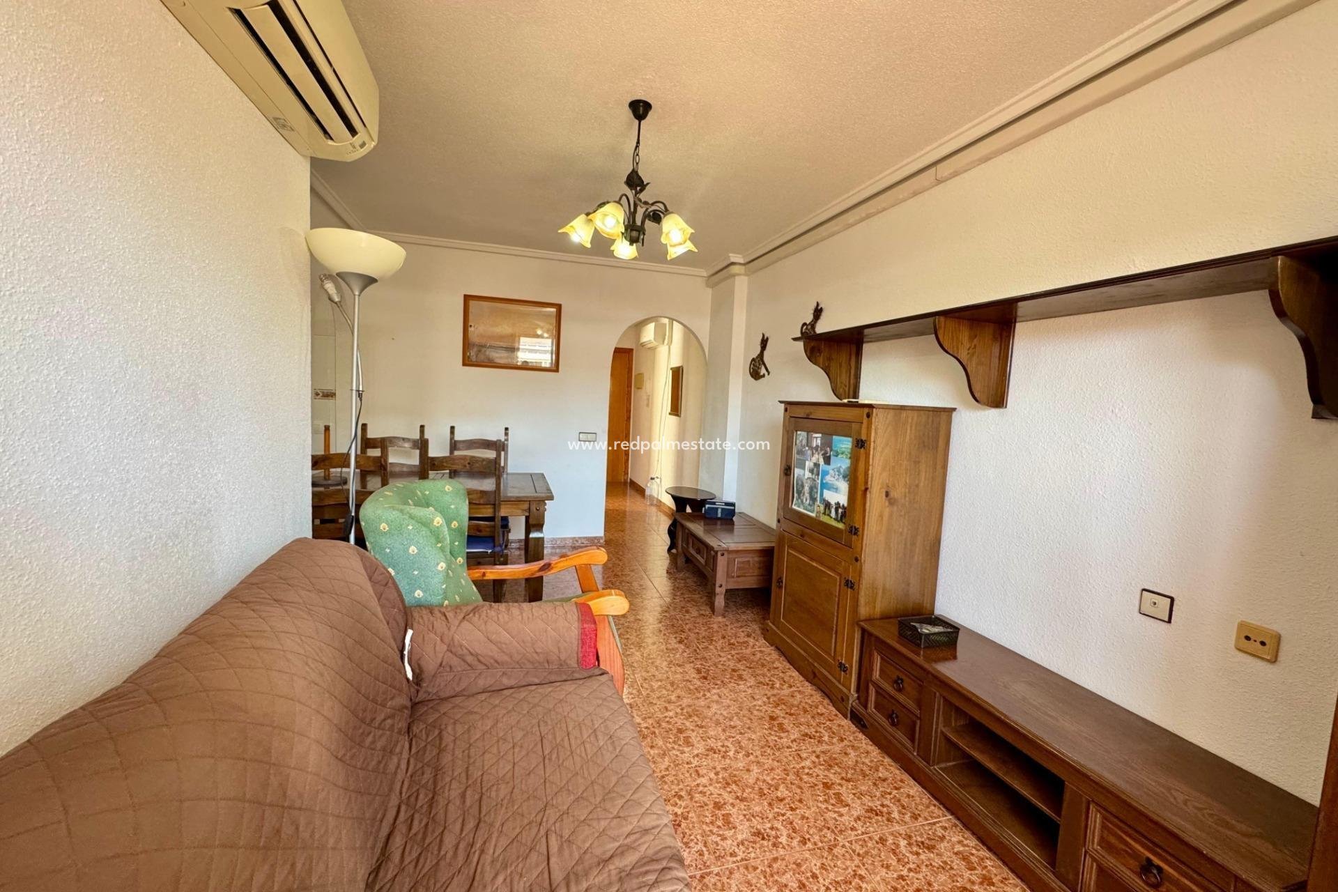 Återförsäljning - Lägenhet -
Torrevieja - Centro Torrevieja