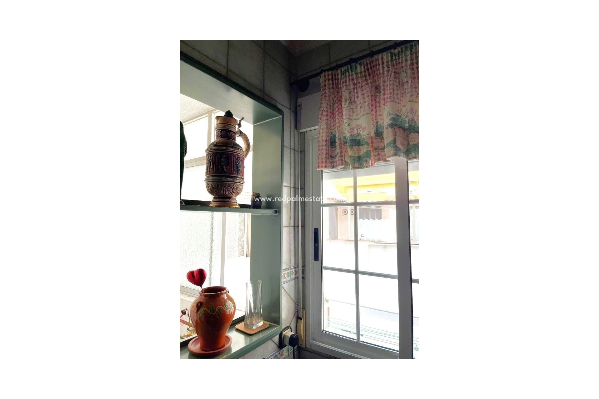 Återförsäljning - Lägenhet -
Torrevieja - Centro Torrevieja