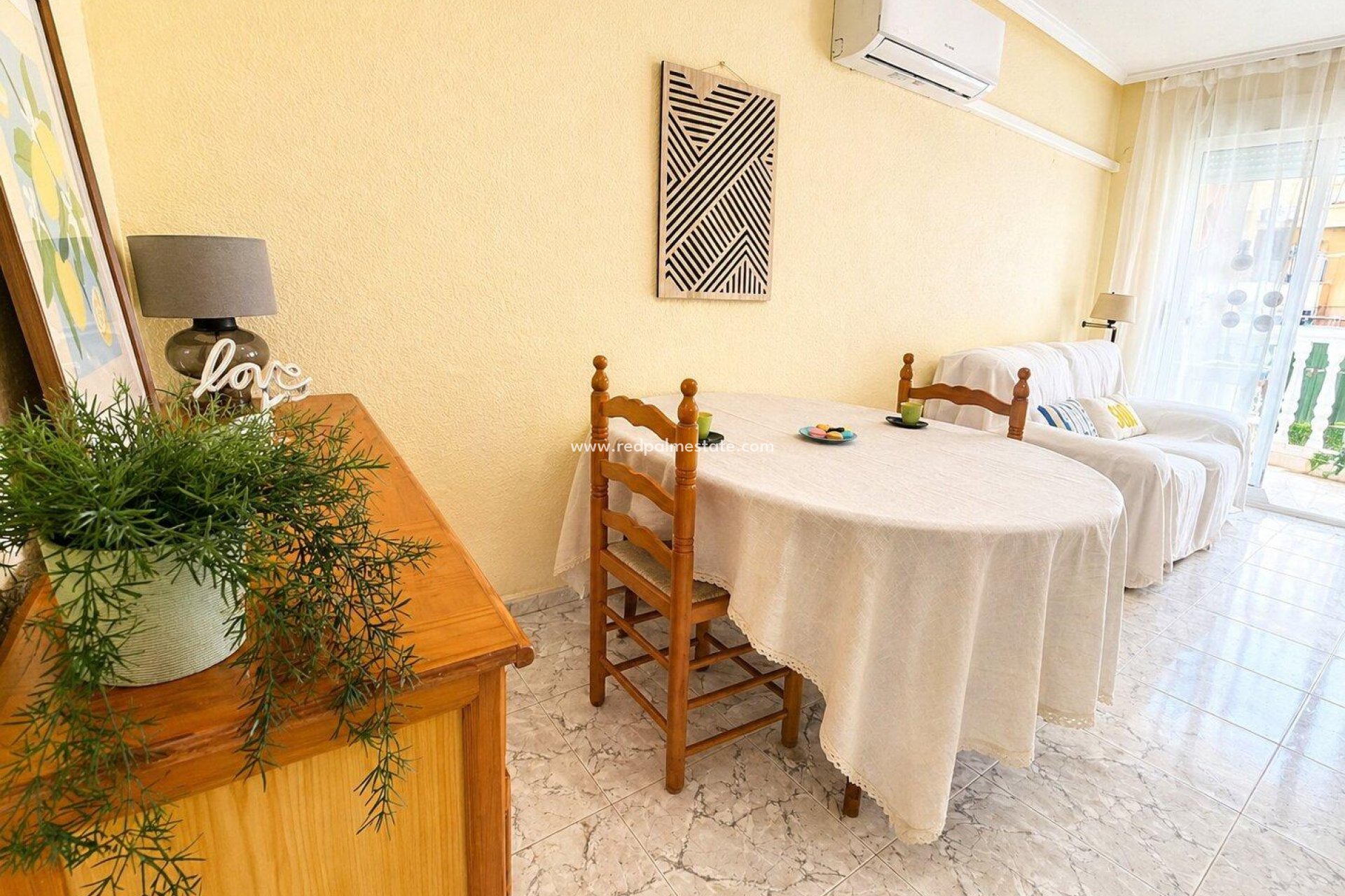 Återförsäljning - Lägenhet -
Torrevieja - Centro Torrevieja
