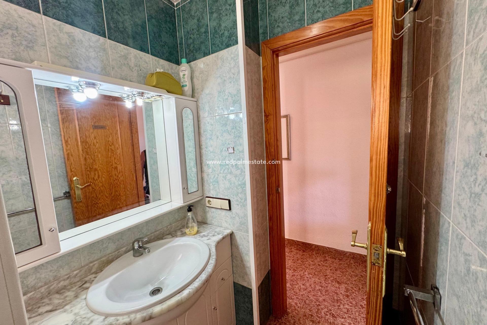 Återförsäljning - Lägenhet -
Torrevieja - Centro Torrevieja