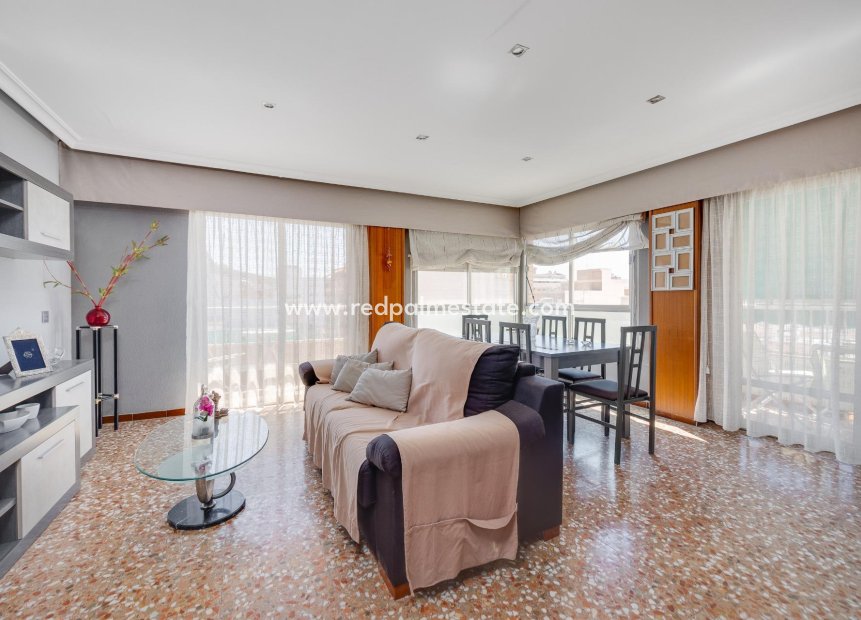 Återförsäljning - Lägenhet -
Torrevieja - Centro Torrevieja