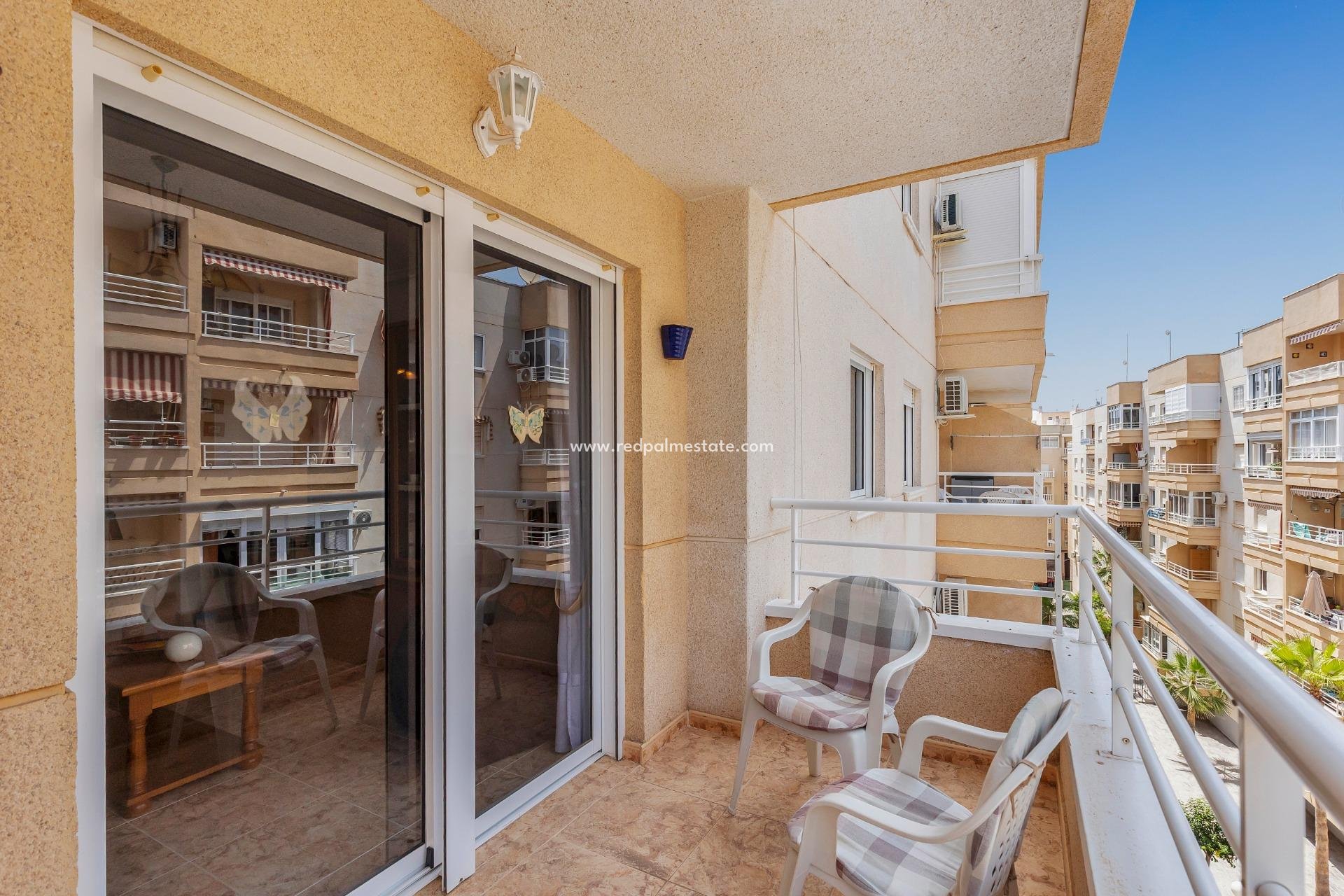 Återförsäljning - Lägenhet -
Torrevieja - Centro Torrevieja
