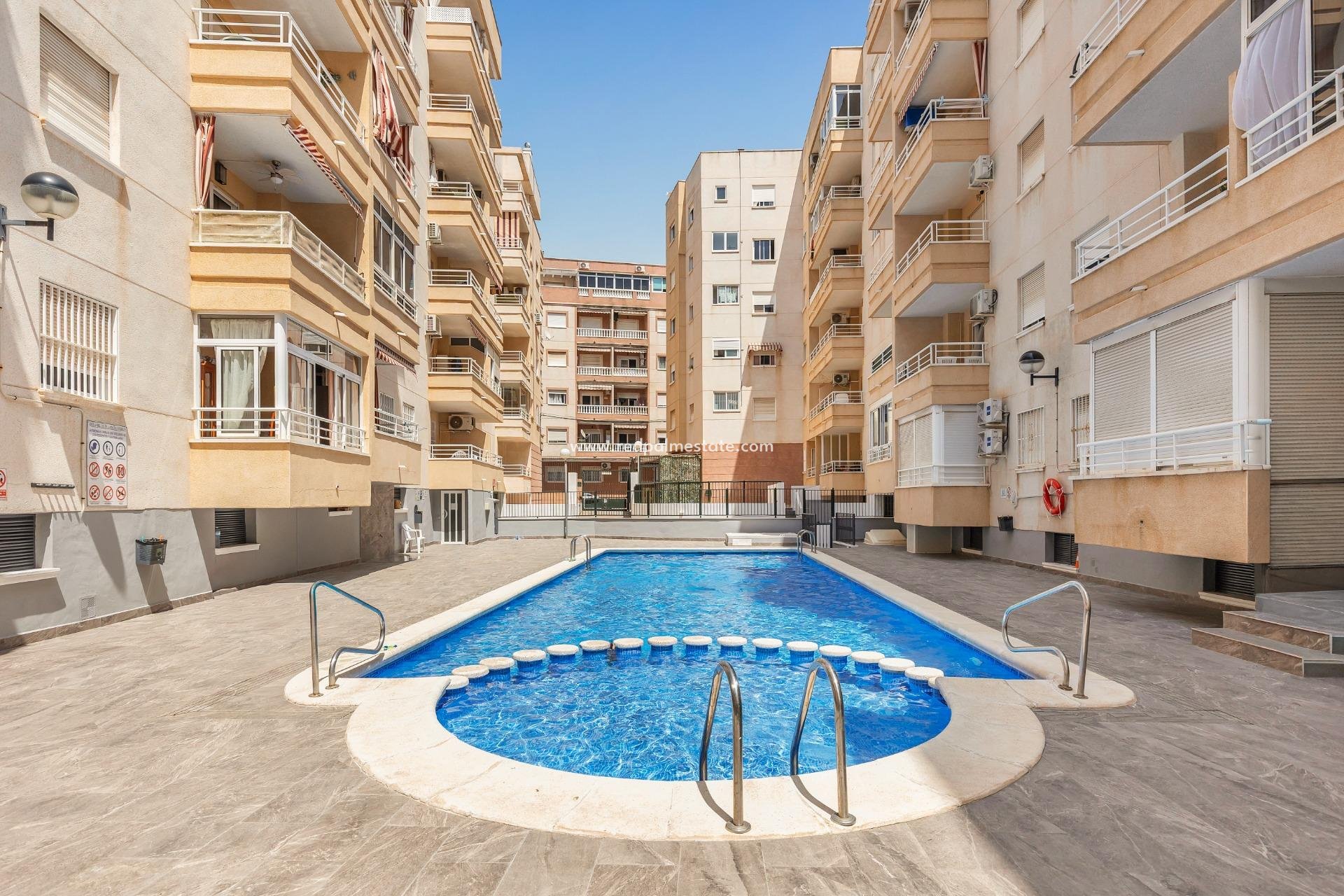 Återförsäljning - Lägenhet -
Torrevieja - Centro Torrevieja