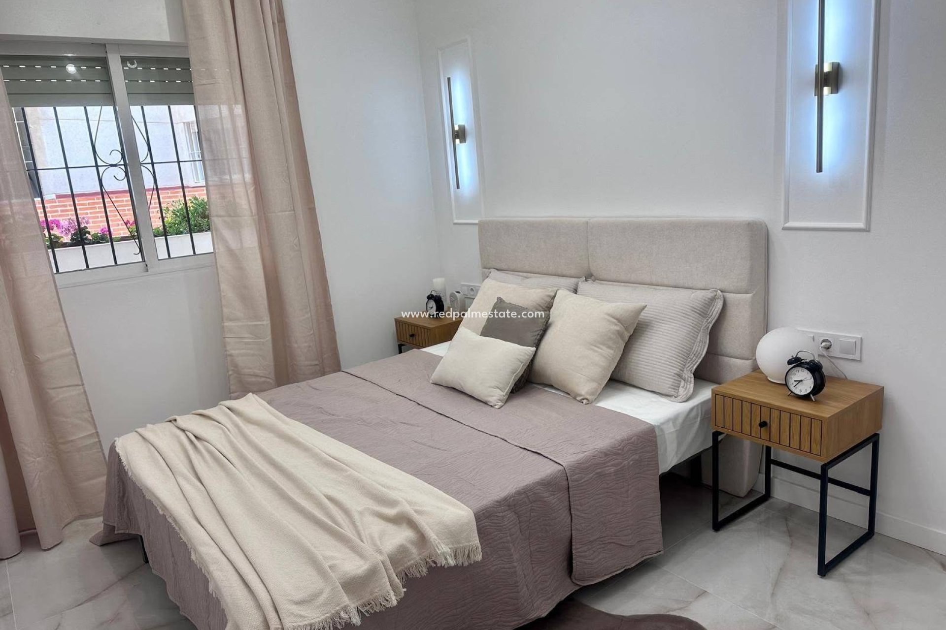 Återförsäljning - Lägenhet -
Torrevieja - Centro Torrevieja