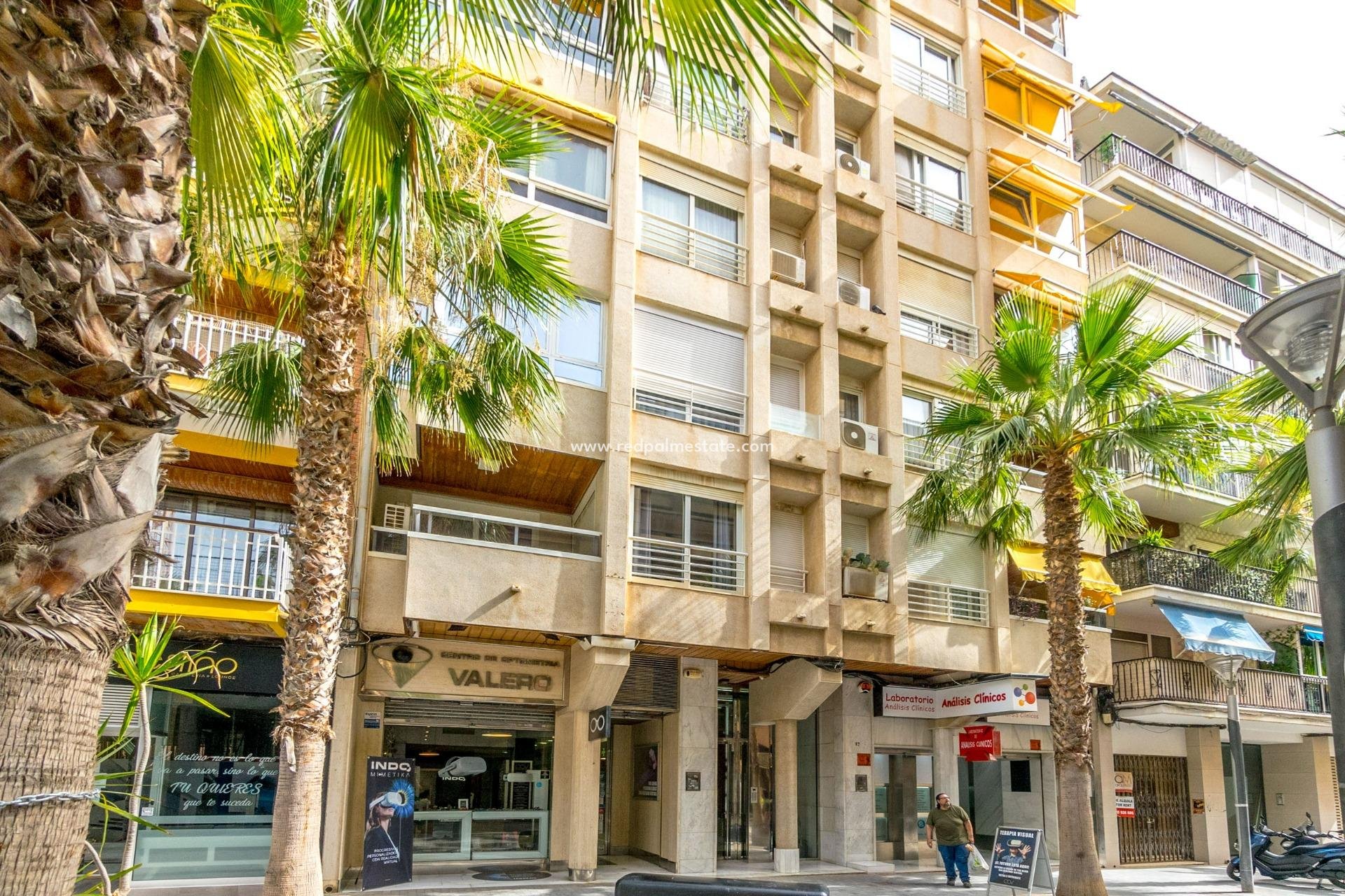 Återförsäljning - Lägenhet -
Torrevieja - Centro