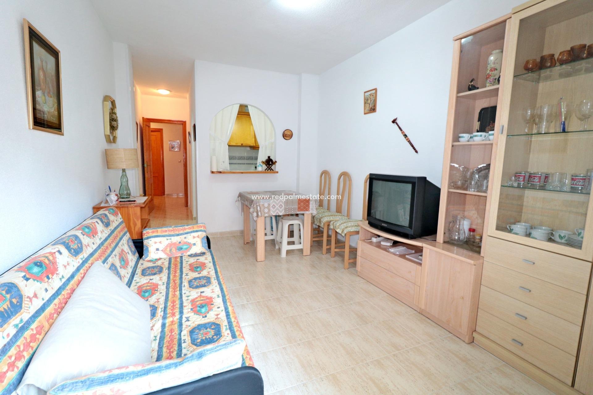 Återförsäljning - Lägenhet -
Torrevieja - El Acequión - Los Náufragos