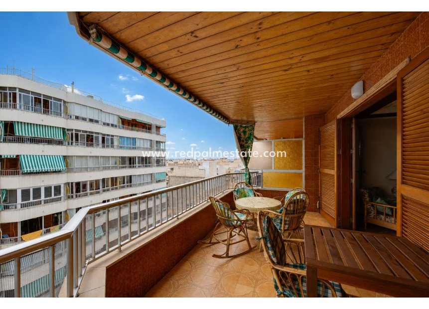 Återförsäljning - Lägenhet -
Torrevieja - El Acequión - Los Náufragos