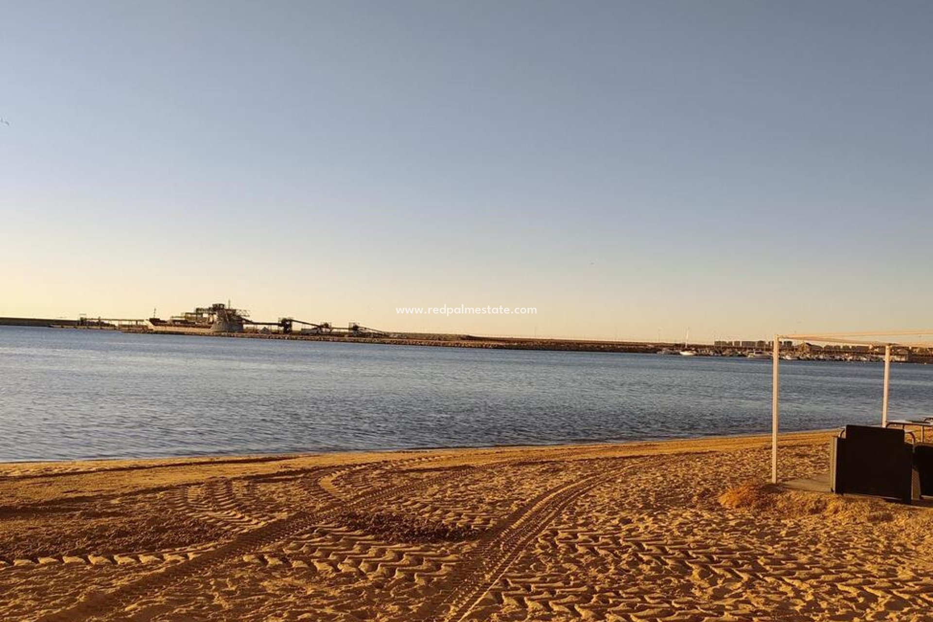 Återförsäljning - Lägenhet -
Torrevieja - El Acequión - Los Náufragos