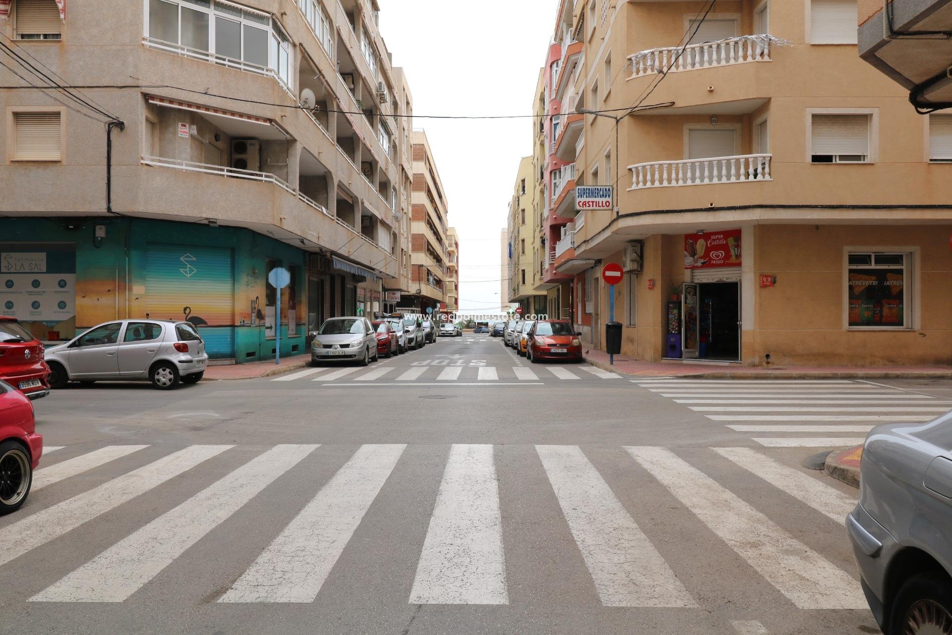 Återförsäljning - Lägenhet -
Torrevieja - El Acequión - Los Náufragos