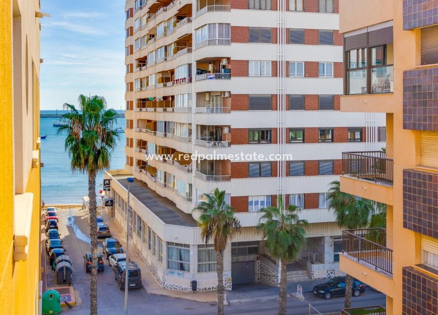 Återförsäljning - Lägenhet -
Torrevieja - El Acequión - Los Náufragos