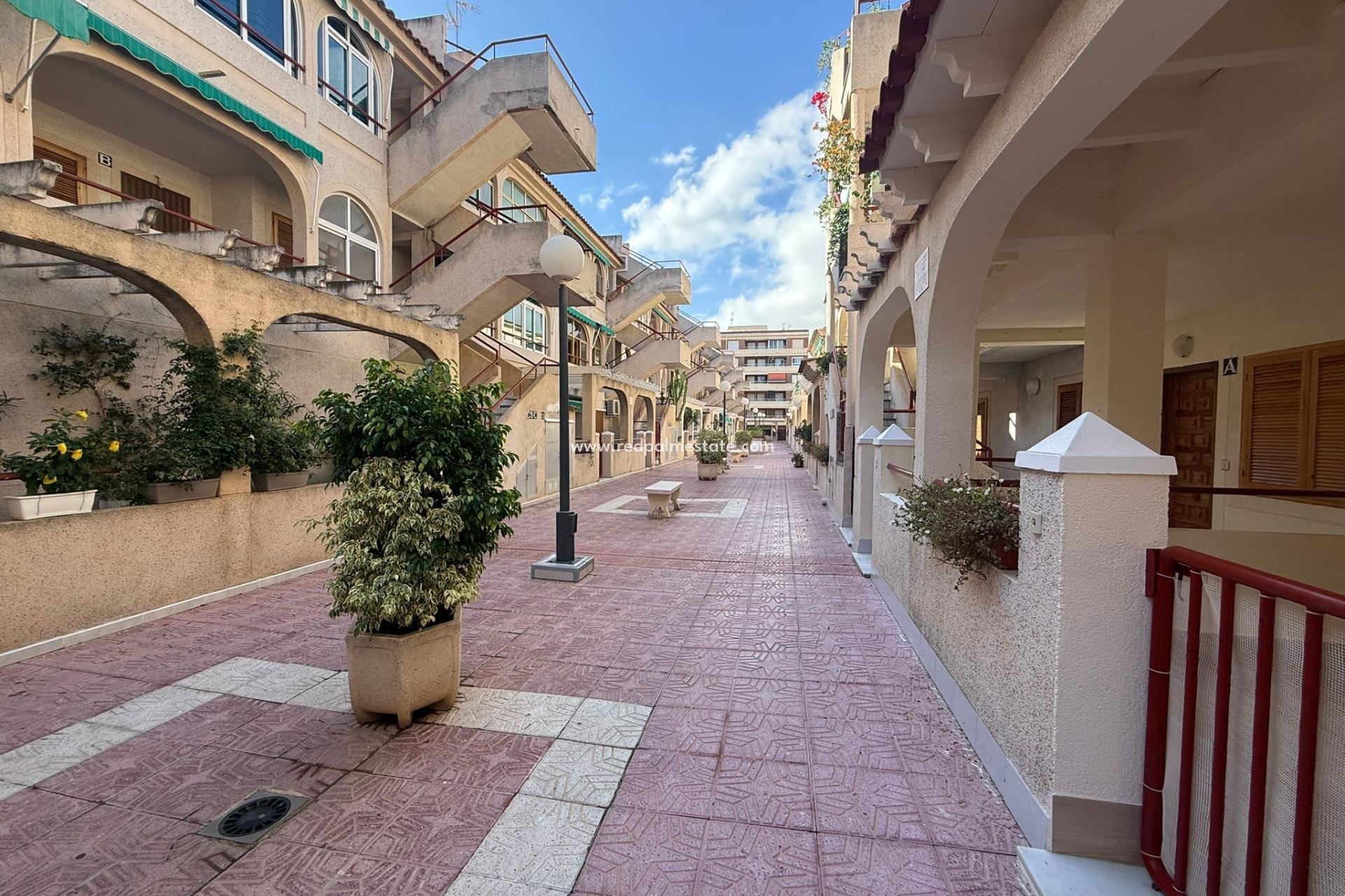 Återförsäljning - Lägenhet -
Torrevieja - El Acequión - Los Náufragos