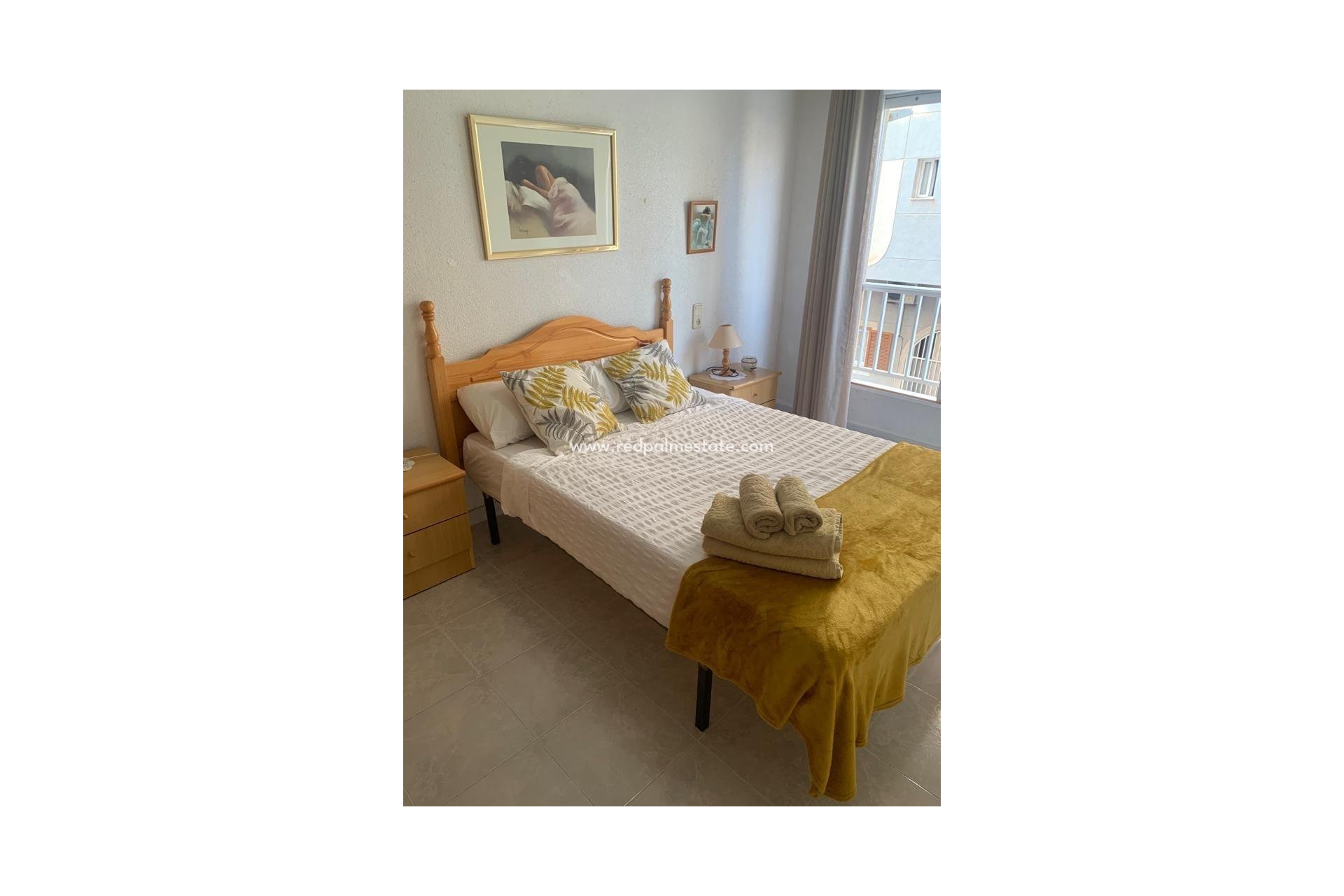 Återförsäljning - Lägenhet -
Torrevieja - El Acequión - Los Náufragos