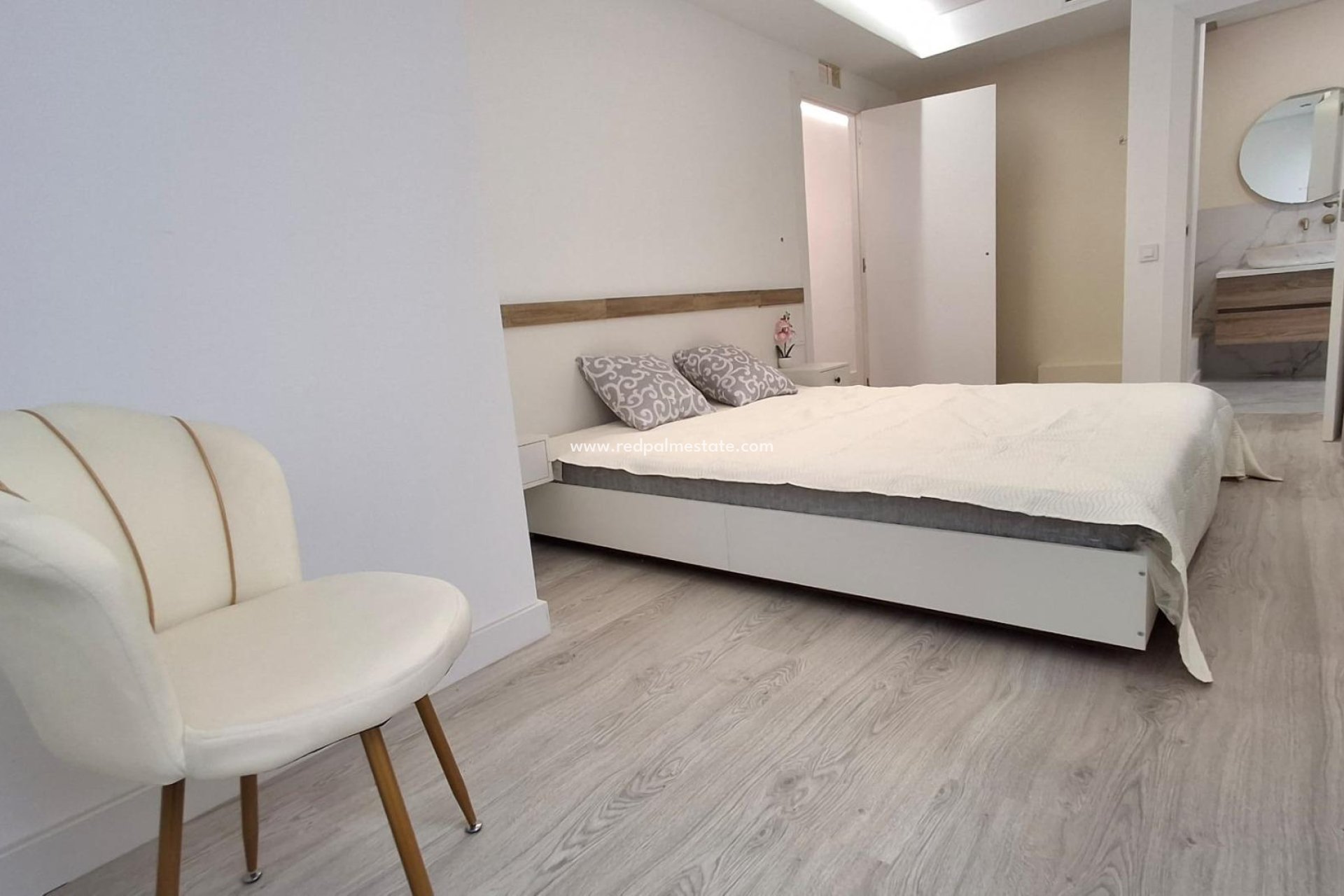 Återförsäljning - Lägenhet -
Torrevieja - El Acequión - Los Náufragos