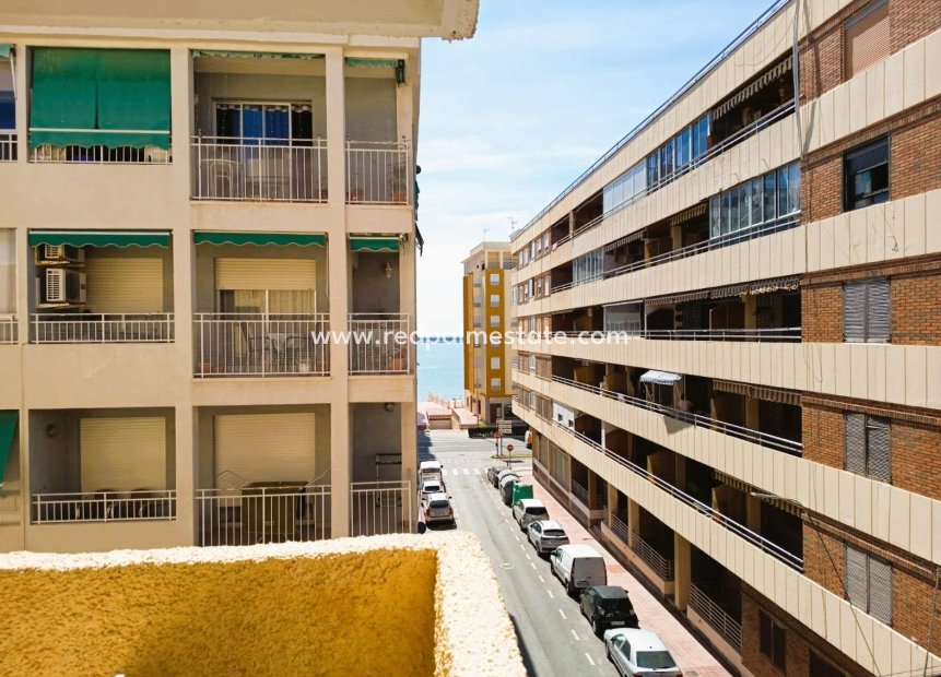 Återförsäljning - Lägenhet -
Torrevieja - El Acequión - Los Náufragos