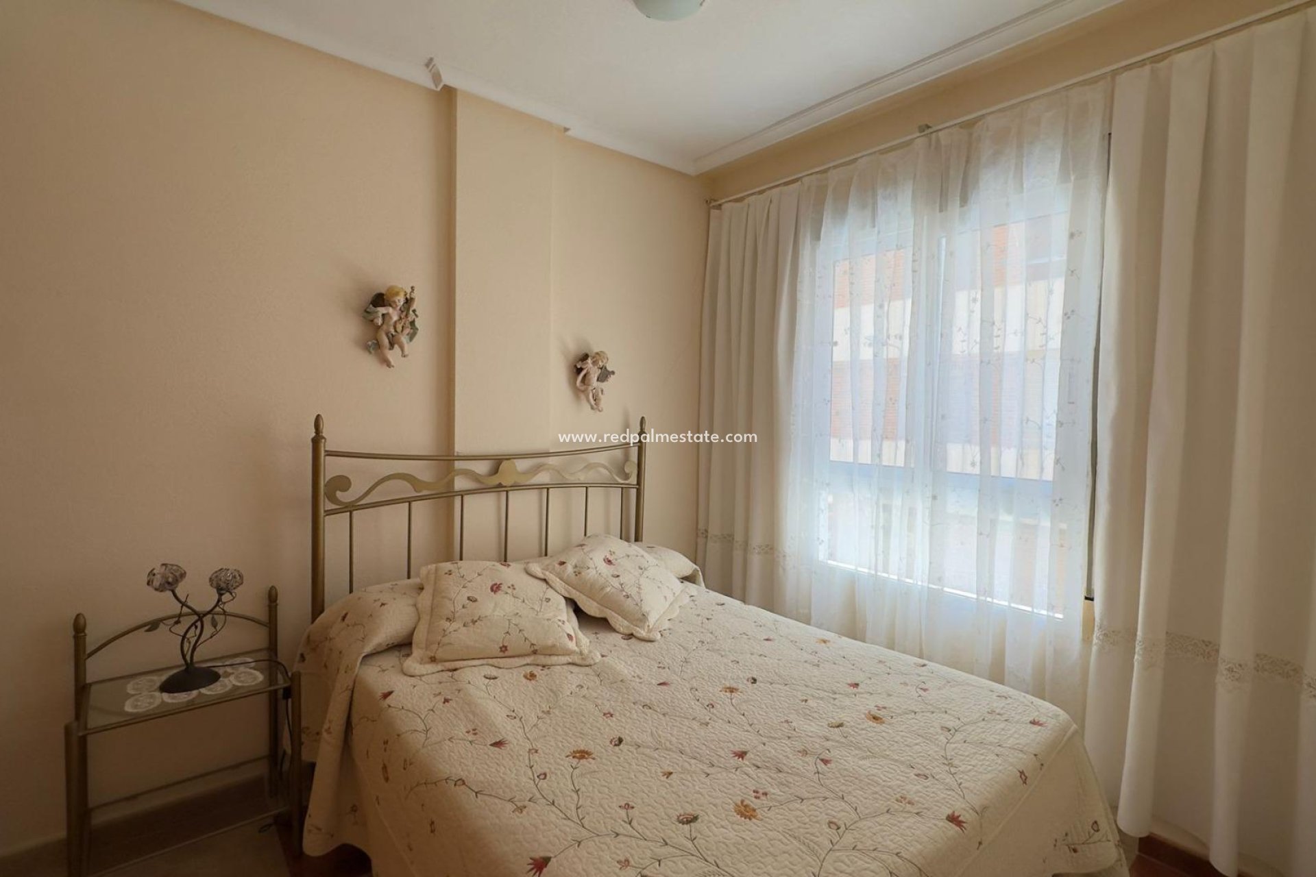 Återförsäljning - Lägenhet -
Torrevieja - El Acequión - Los Náufragos