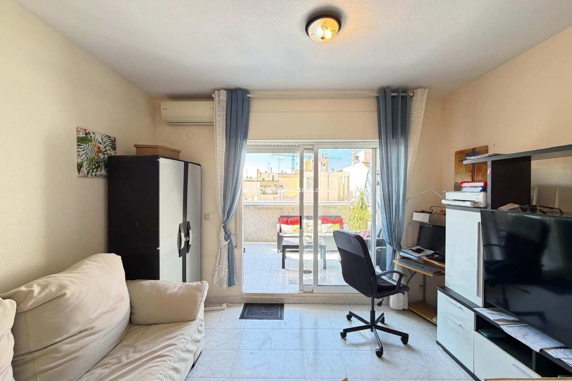 Återförsäljning - Lägenhet -
Torrevieja - El Acequión - Los Náufragos