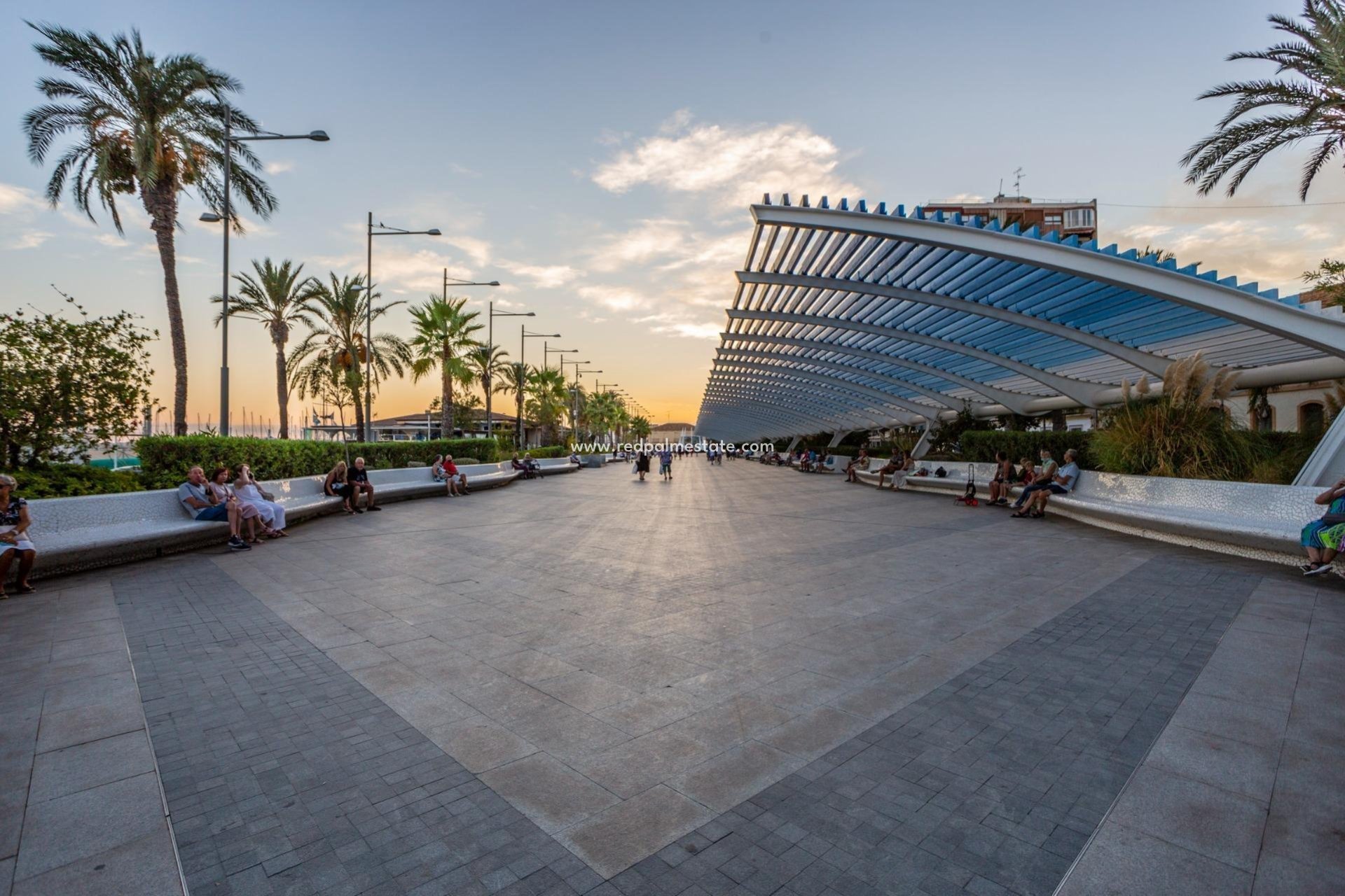 Återförsäljning - Lägenhet -
Torrevieja - Estacion de autobuses