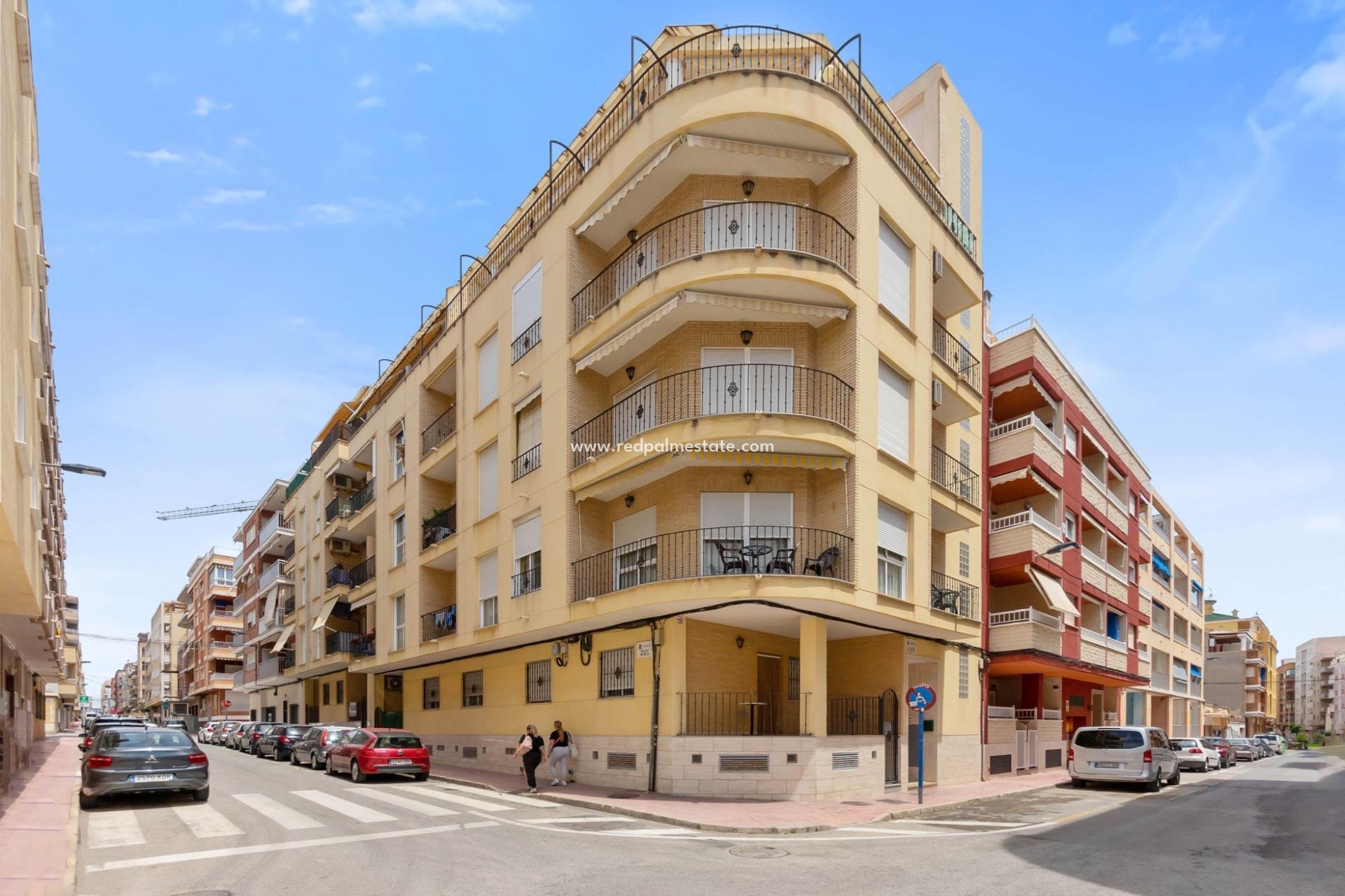 Återförsäljning - Lägenhet -
Torrevieja - Estacion de autobuses