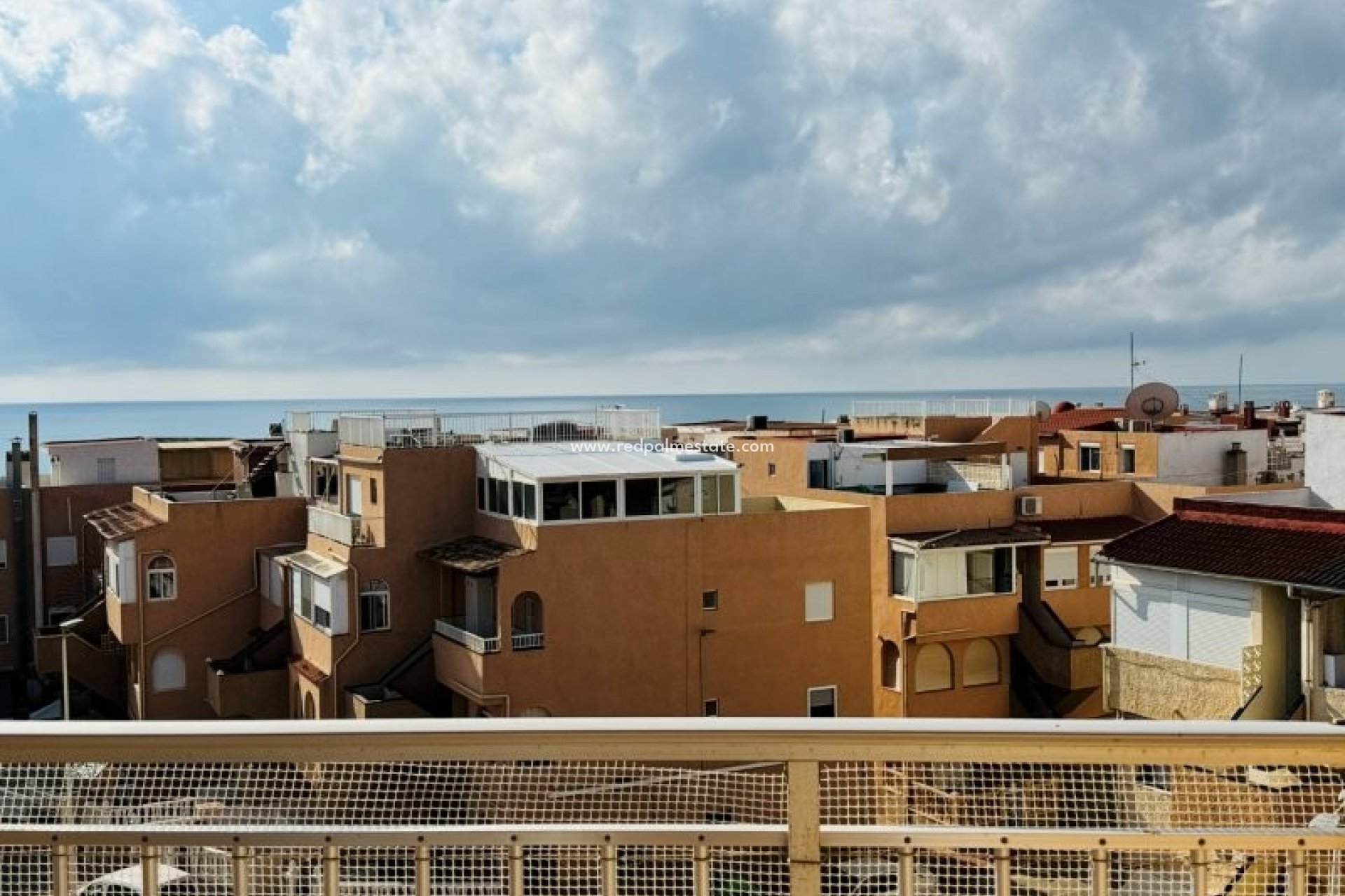 Återförsäljning - Lägenhet -
Torrevieja - La Mata