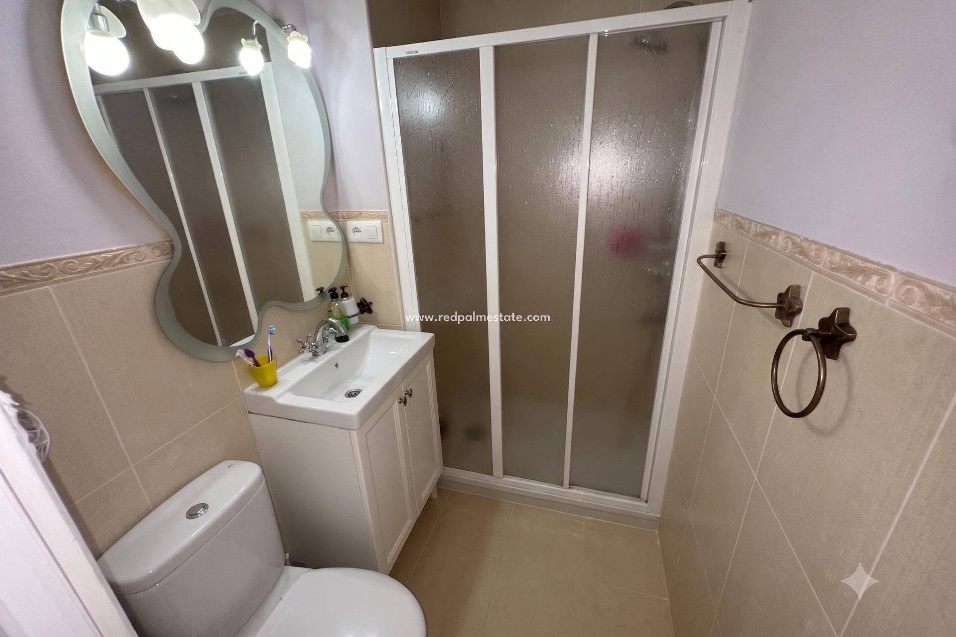 Återförsäljning - Lägenhet -
Torrevieja - La Mata