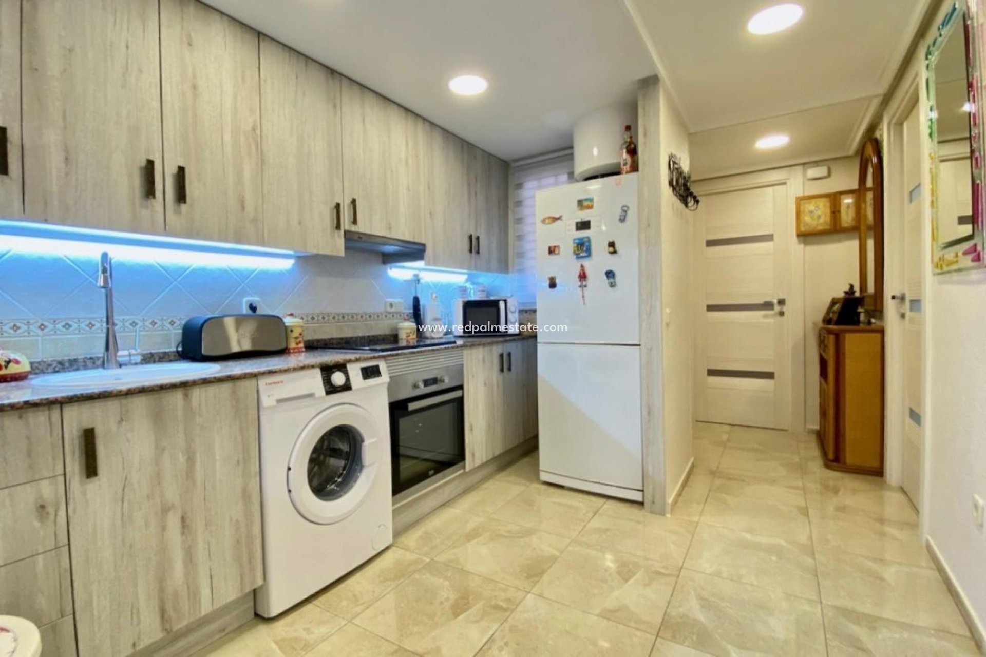Återförsäljning - Lägenhet -
Torrevieja - La Mata