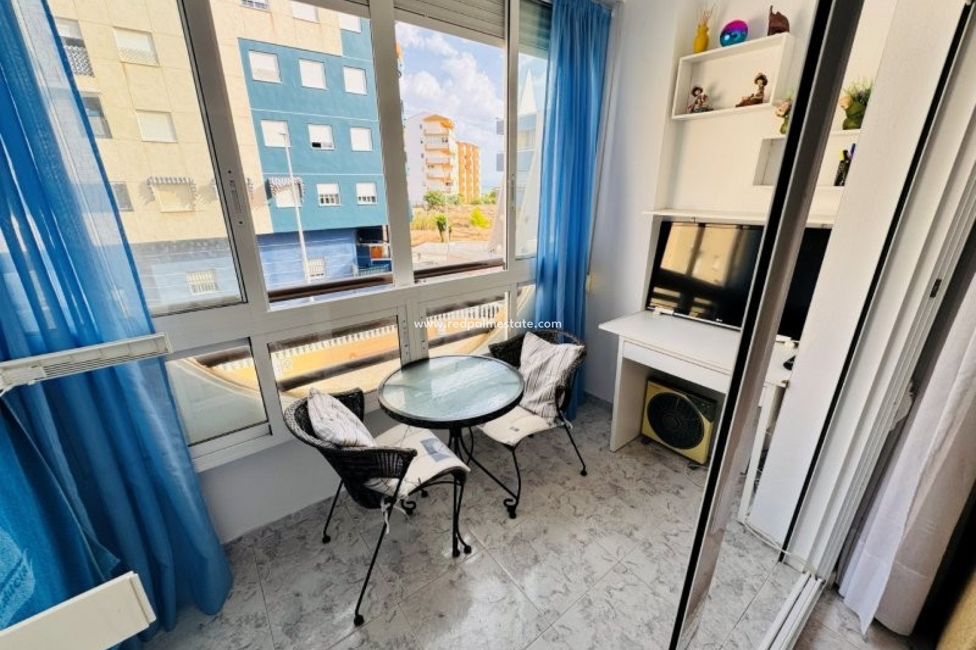 Återförsäljning - Lägenhet -
Torrevieja - La Mata