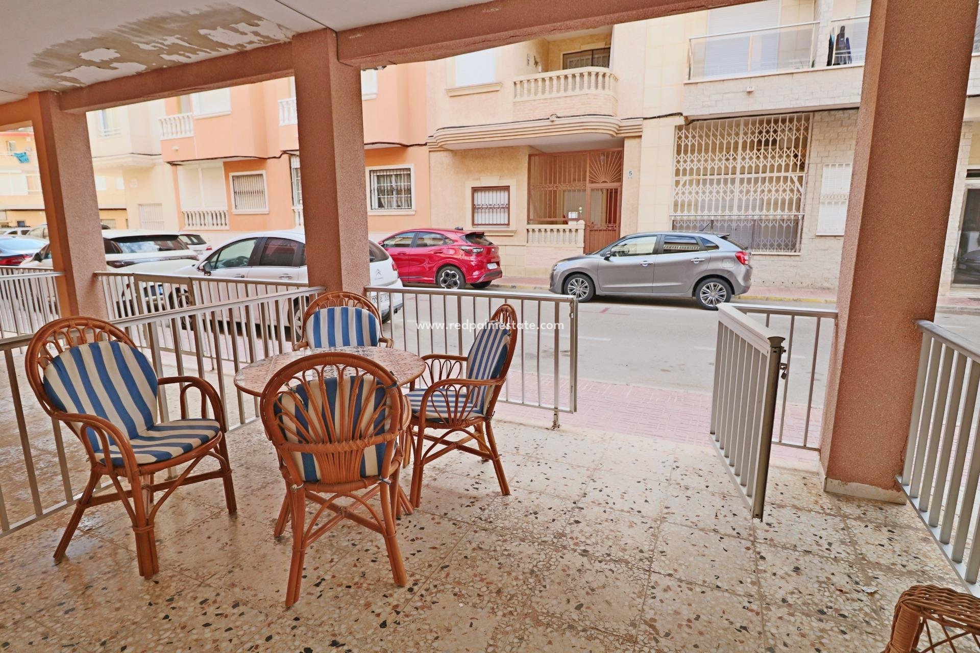 Återförsäljning - Lägenhet -
Torrevieja - La Mata