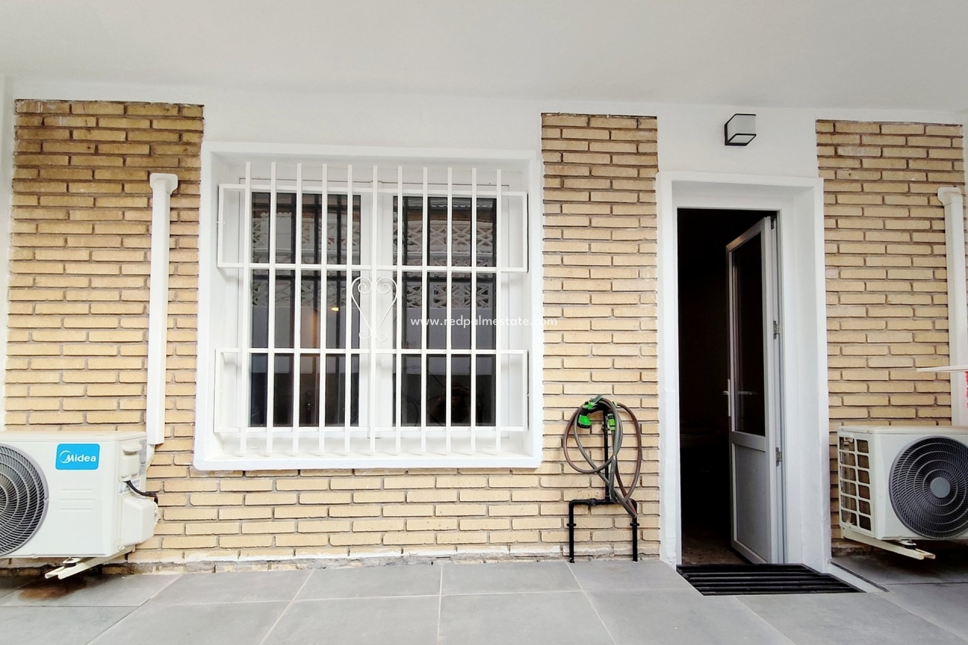 Återförsäljning - Lägenhet -
Torrevieja - La Mata