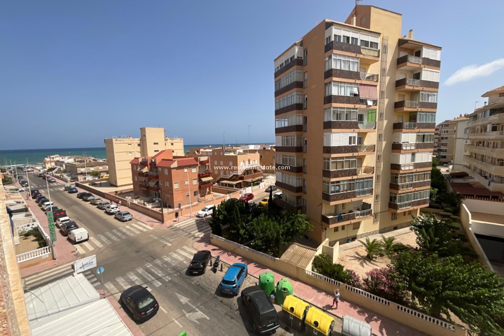 Återförsäljning - Lägenhet -
Torrevieja - La Mata