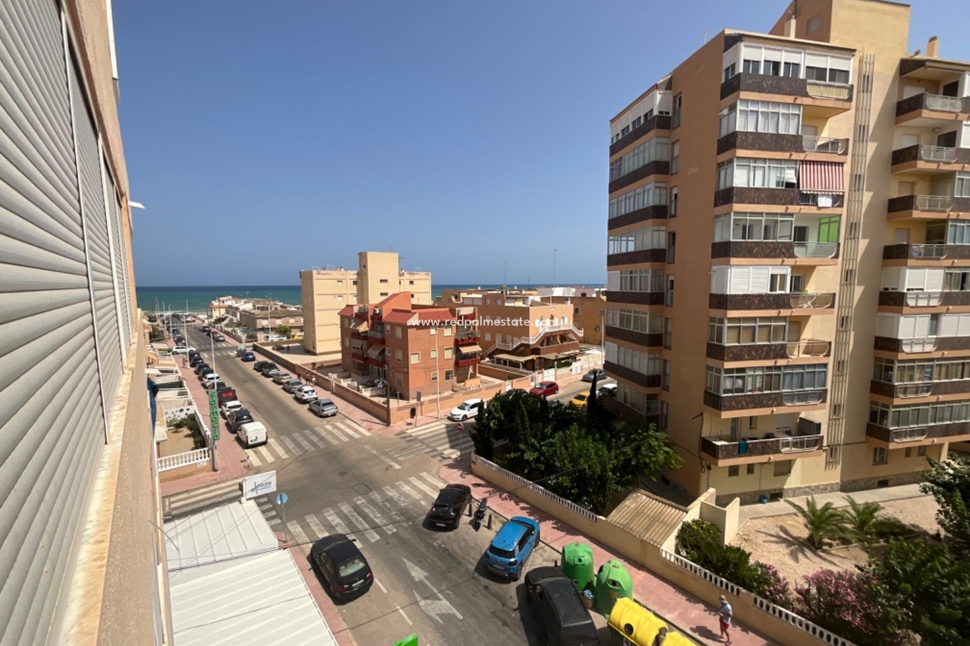 Återförsäljning - Lägenhet -
Torrevieja - La Mata