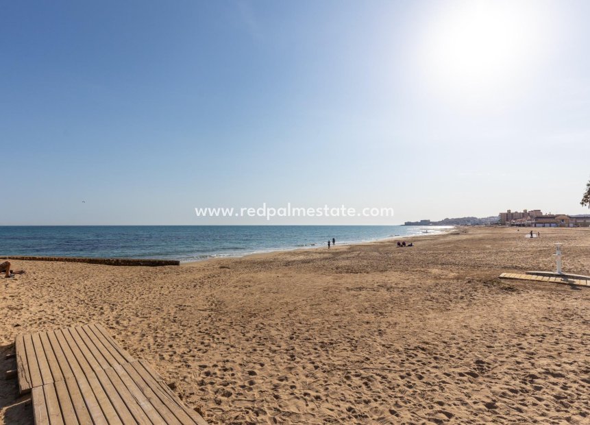 Återförsäljning - Lägenhet -
Torrevieja - La Mata