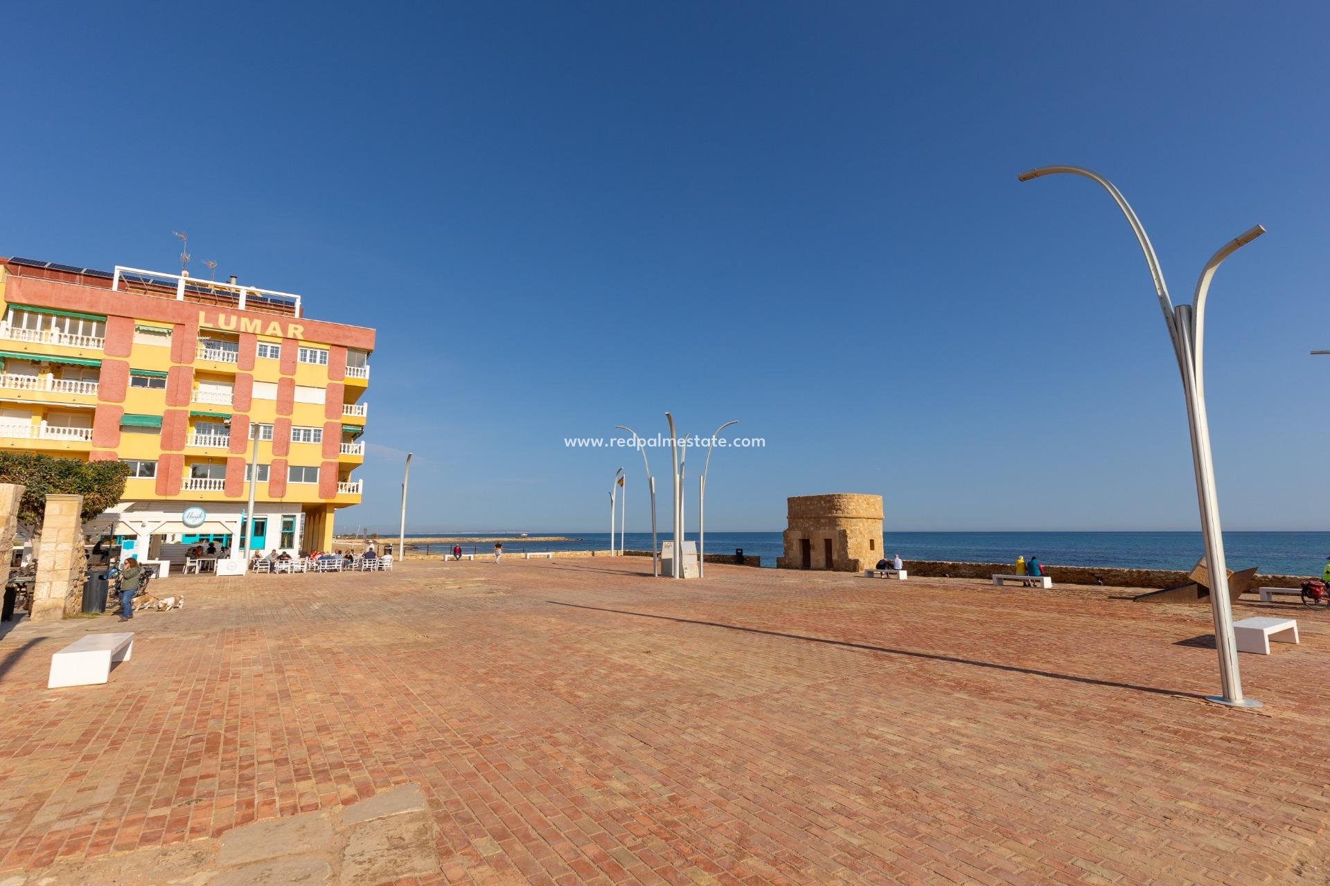 Återförsäljning - Lägenhet -
Torrevieja - La Mata