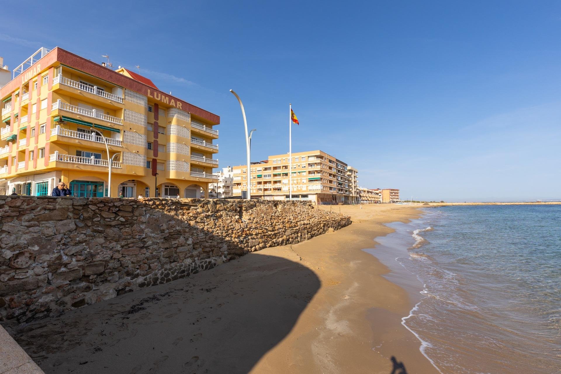 Återförsäljning - Lägenhet -
Torrevieja - La Mata