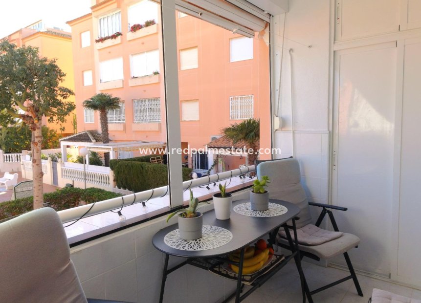 Återförsäljning - Lägenhet -
Torrevieja - La Mata