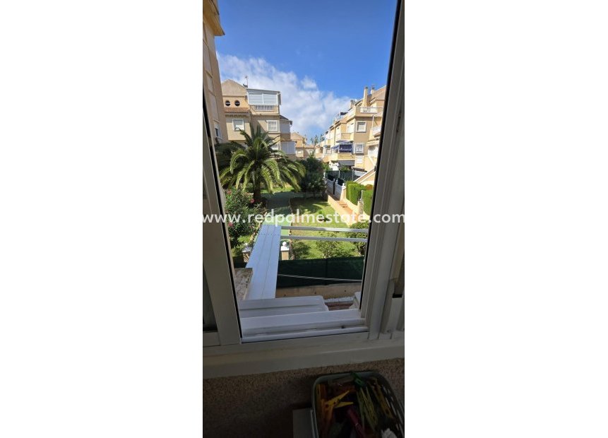 Återförsäljning - Lägenhet -
Torrevieja - La Mata