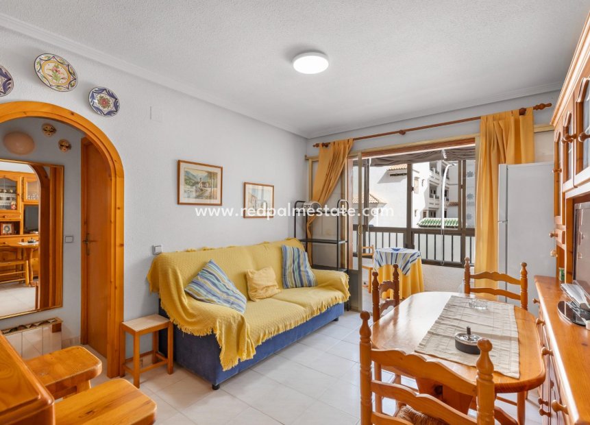 Återförsäljning - Lägenhet -
Torrevieja - La Mata