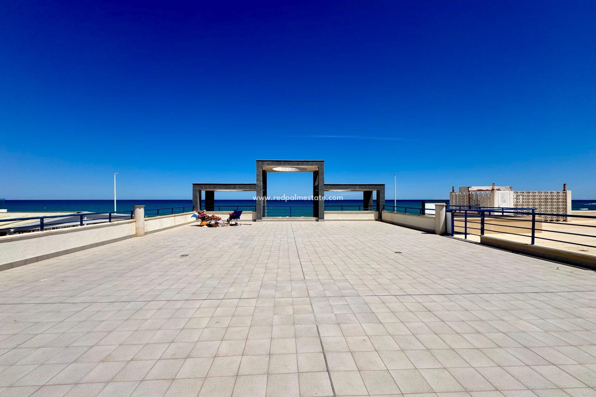 Återförsäljning - Lägenhet -
Torrevieja - La Mata