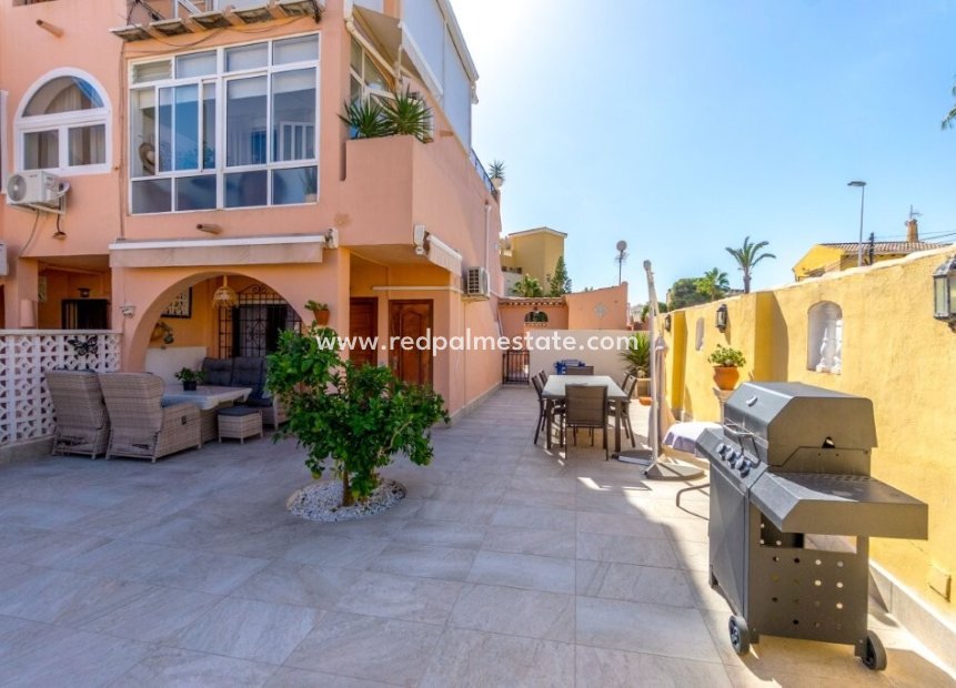 Återförsäljning - Lägenhet -
Torrevieja - La Rosaleda
