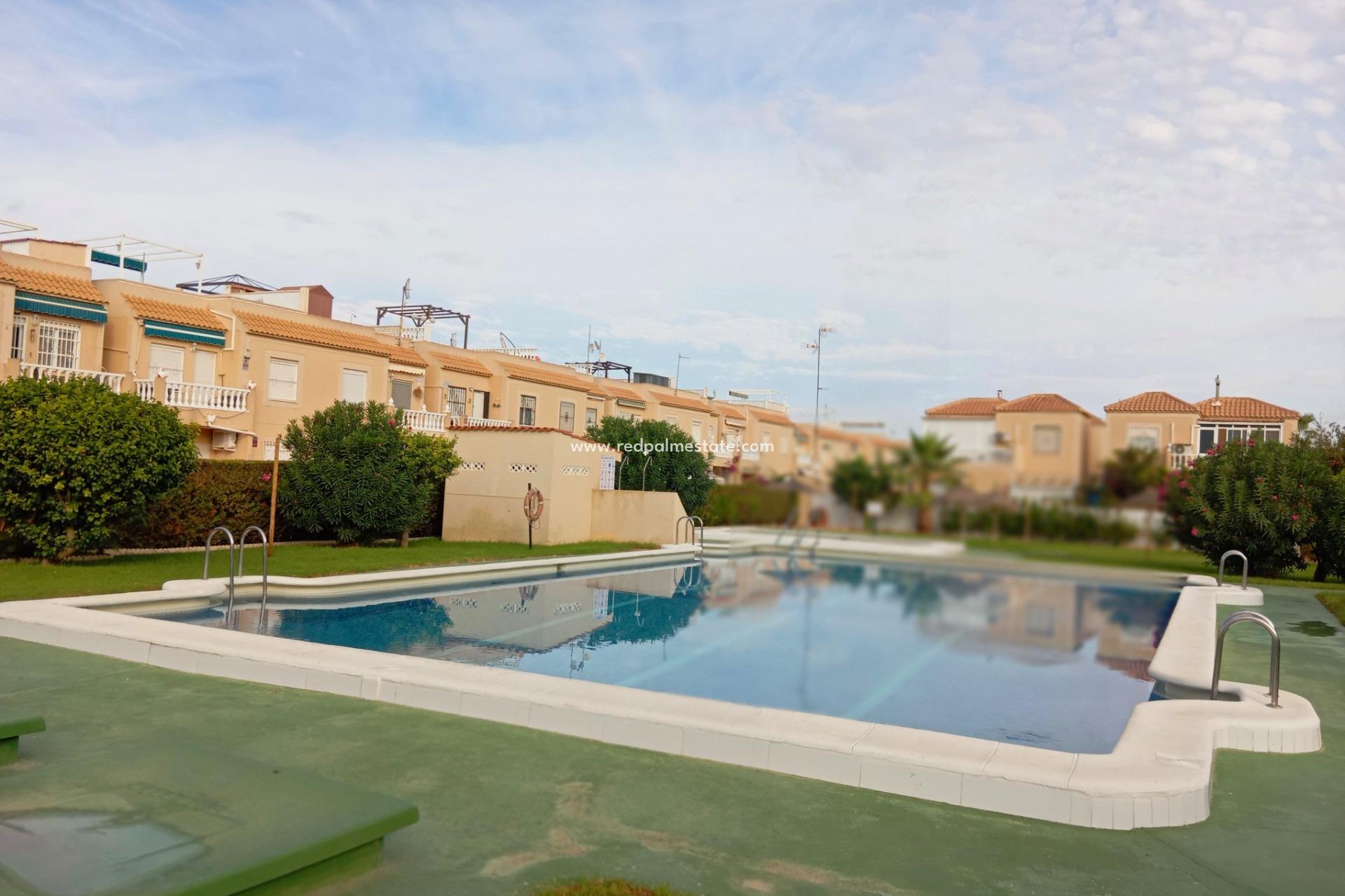 Återförsäljning - Lägenhet -
Torrevieja - La Siesta - El Salado -  Torreta