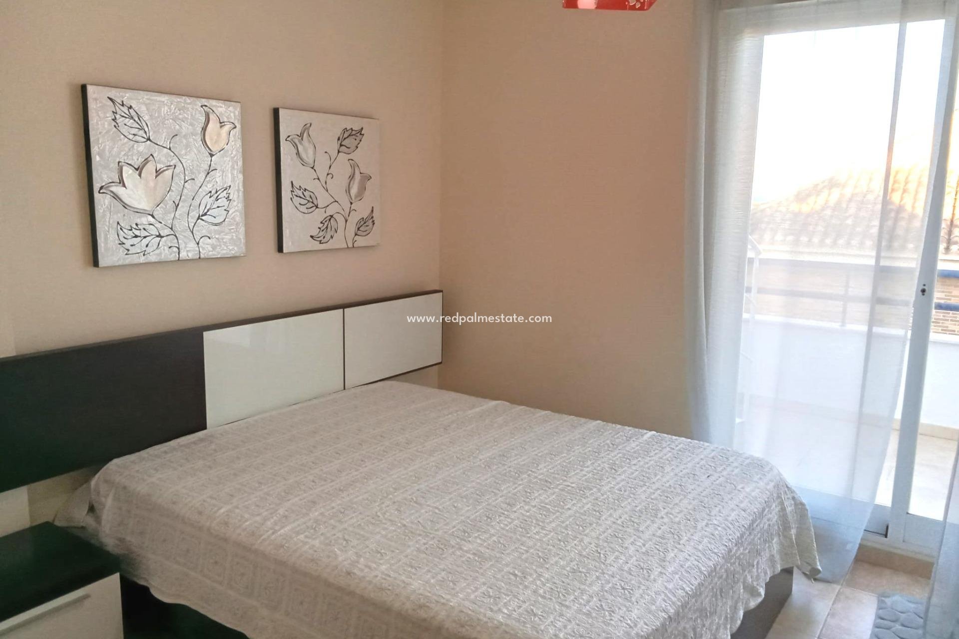 Återförsäljning - Lägenhet -
Torrevieja - La Veleta